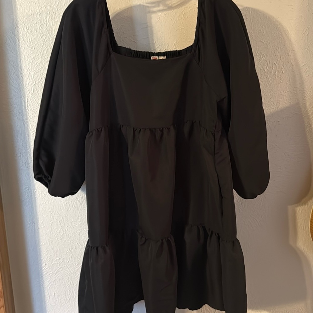 Levi's Black Square-Neck Tiered Mini Dress